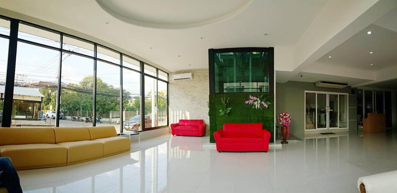 La Viva Buriram Hotel Luaran gambar