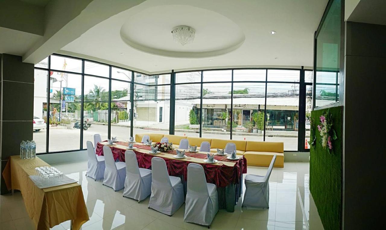 La Viva Buriram Hotel Luaran gambar